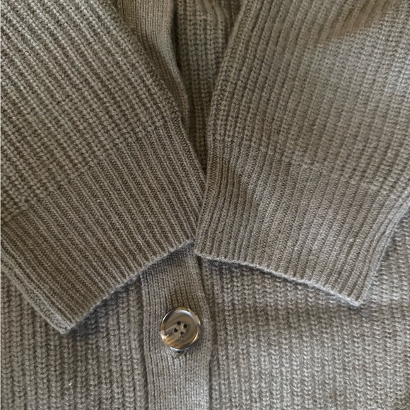 Jenni Kayne Cocoon Cardigan in Olive 🫒 - Picture 7 of 11